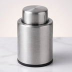 Rolha a vácuo para vinho em aço inox escovado com disco marcador de datas