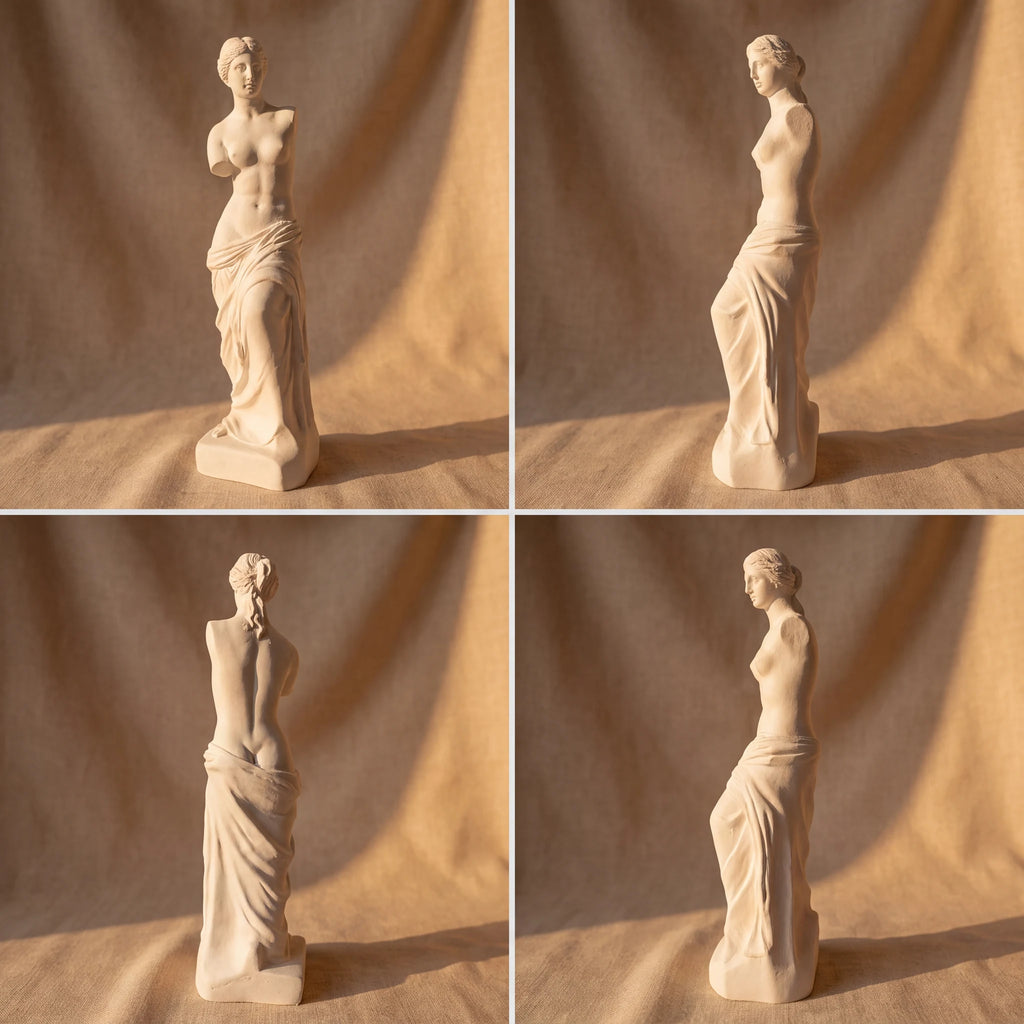 Escultura Vênus de Milo em gesso cru vista de quatro ângulos frente perfil costas e lateral